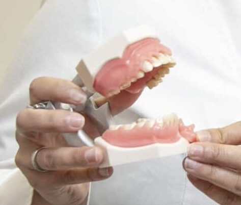 Replace missing or failing teeth with this lifelike solution!